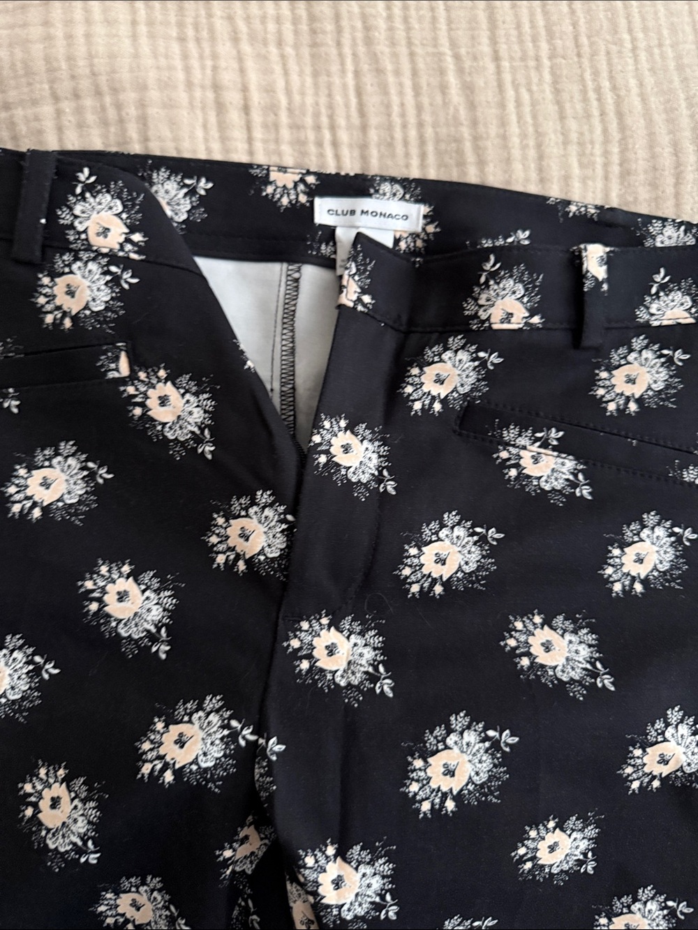 Club Monaco Black Floral Print Pants